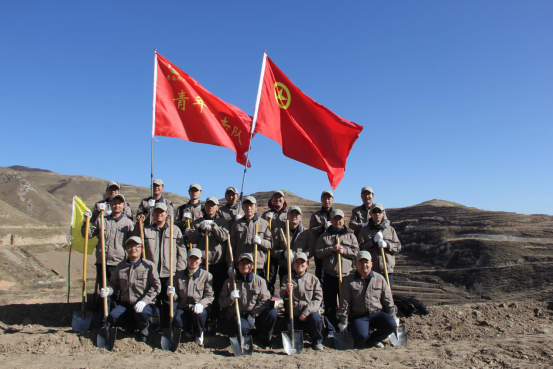 有一種奉獻叫“五四精神”，有一種擔當叫“青年突擊隊”